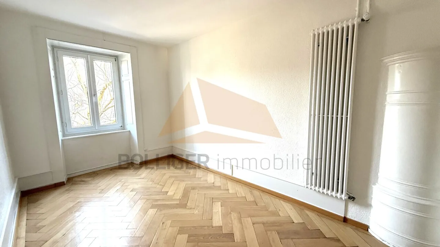 ZU VERKAUFEN 3-ZIMMER-WOHNUNG MIT BALKON - Foto 7 von 8
