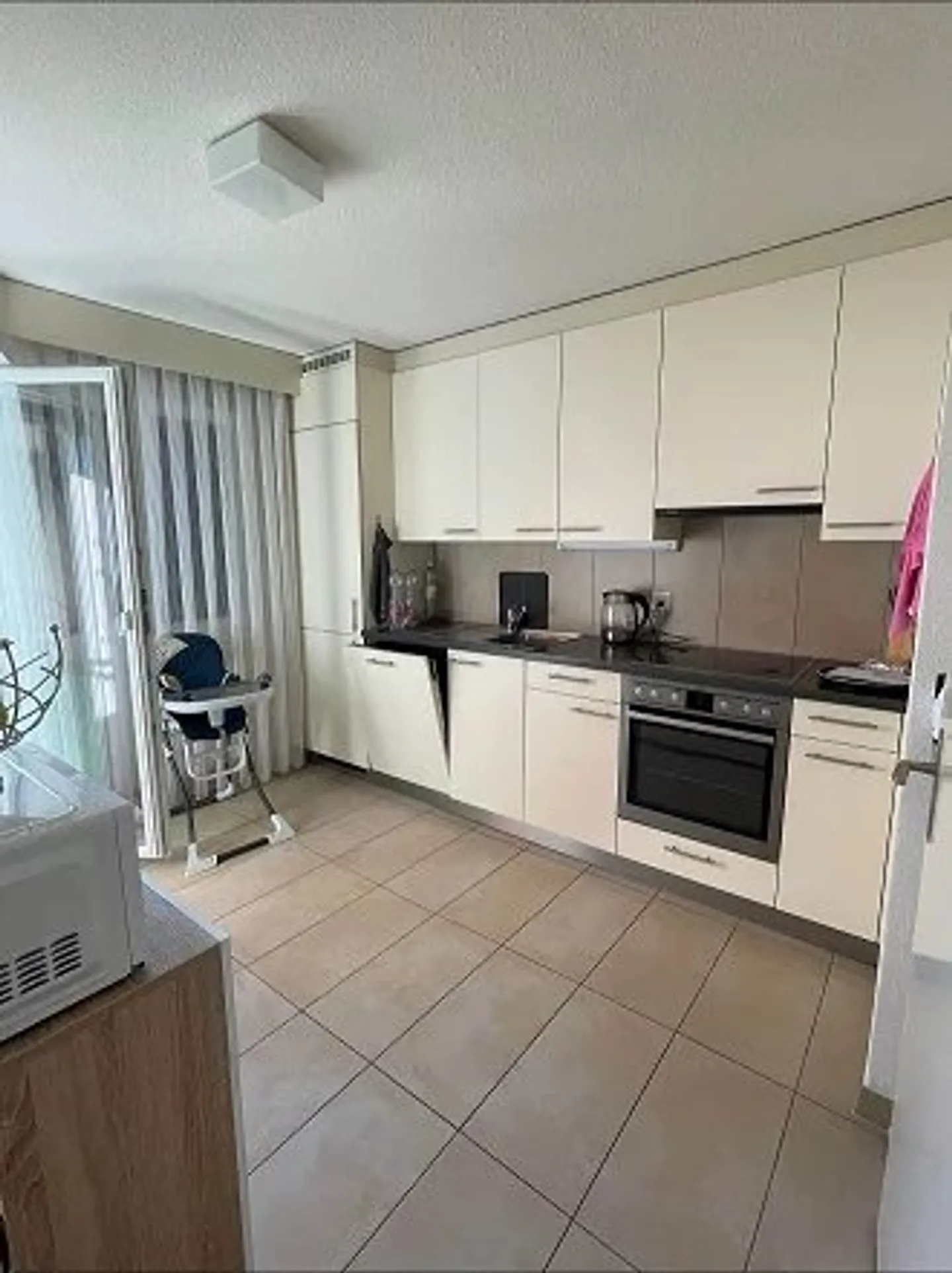 3.5-room apartment on the 3rd floor - Photo 2 of 5