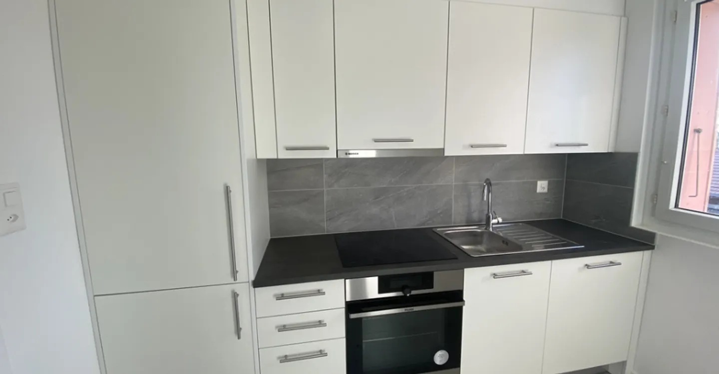 Appartement rénové de 3.5 pièces aux Tuileries de Grandson - Photo 2 of 7