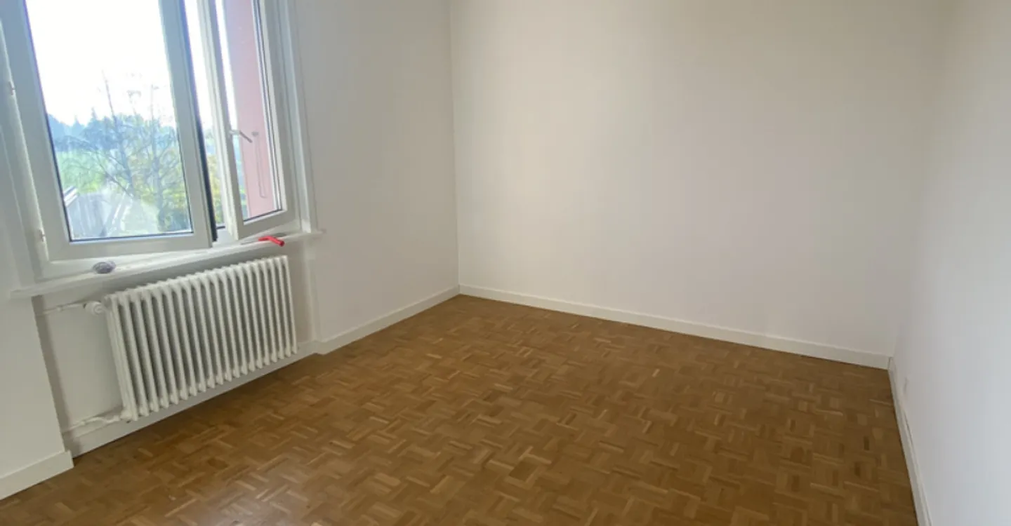 Appartement rénové de 3.5 pièces aux Tuileries de Grandson - Photo 3 of 7