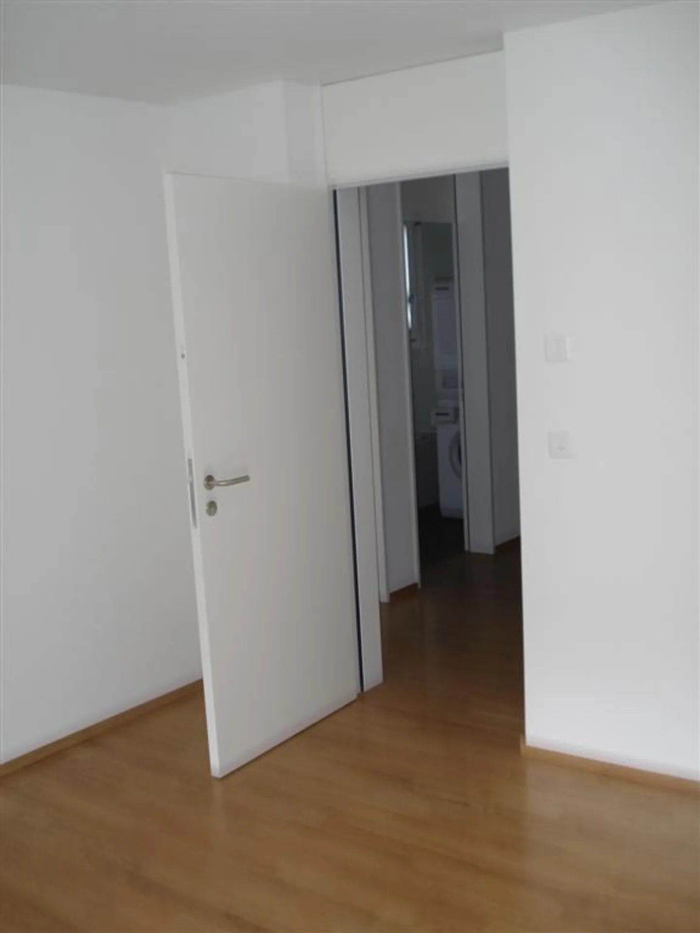 Bright, modern apartment with a very large balcony 30.9m2 - Photo 6 of 8