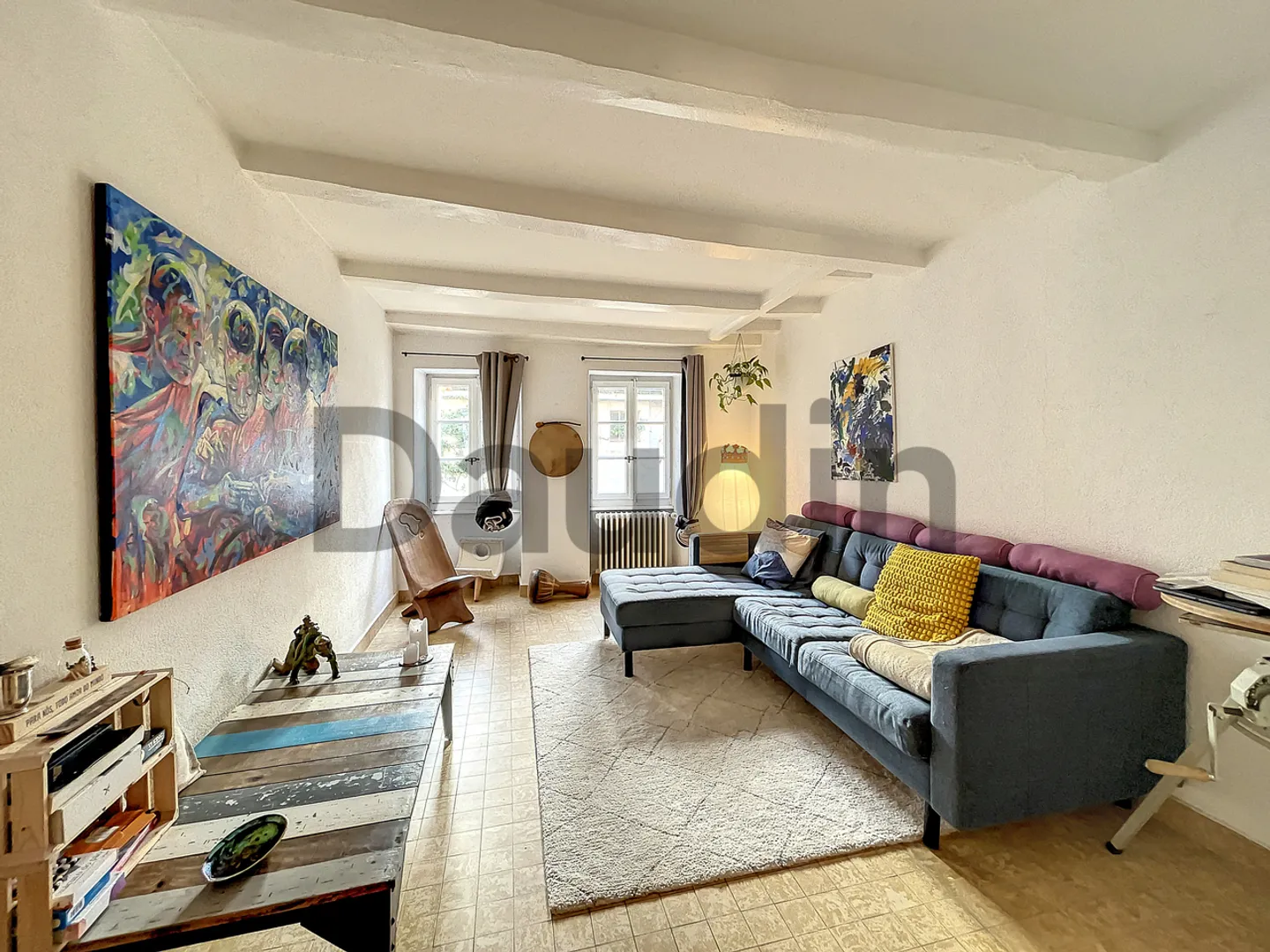 3.5 stanze caratteristiche di una superficie di 73 m2 PPE nel centro del villaggio - Foto 2 di 8