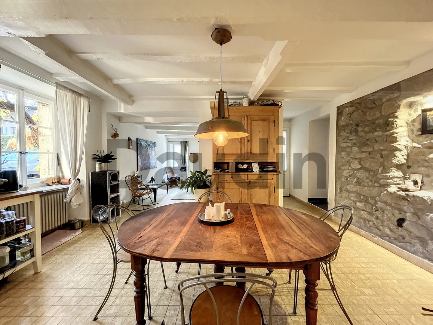 3.5 stanze caratteristiche di una superficie di 73 m2 PPE nel centro del villaggio - Foto 8 di 8