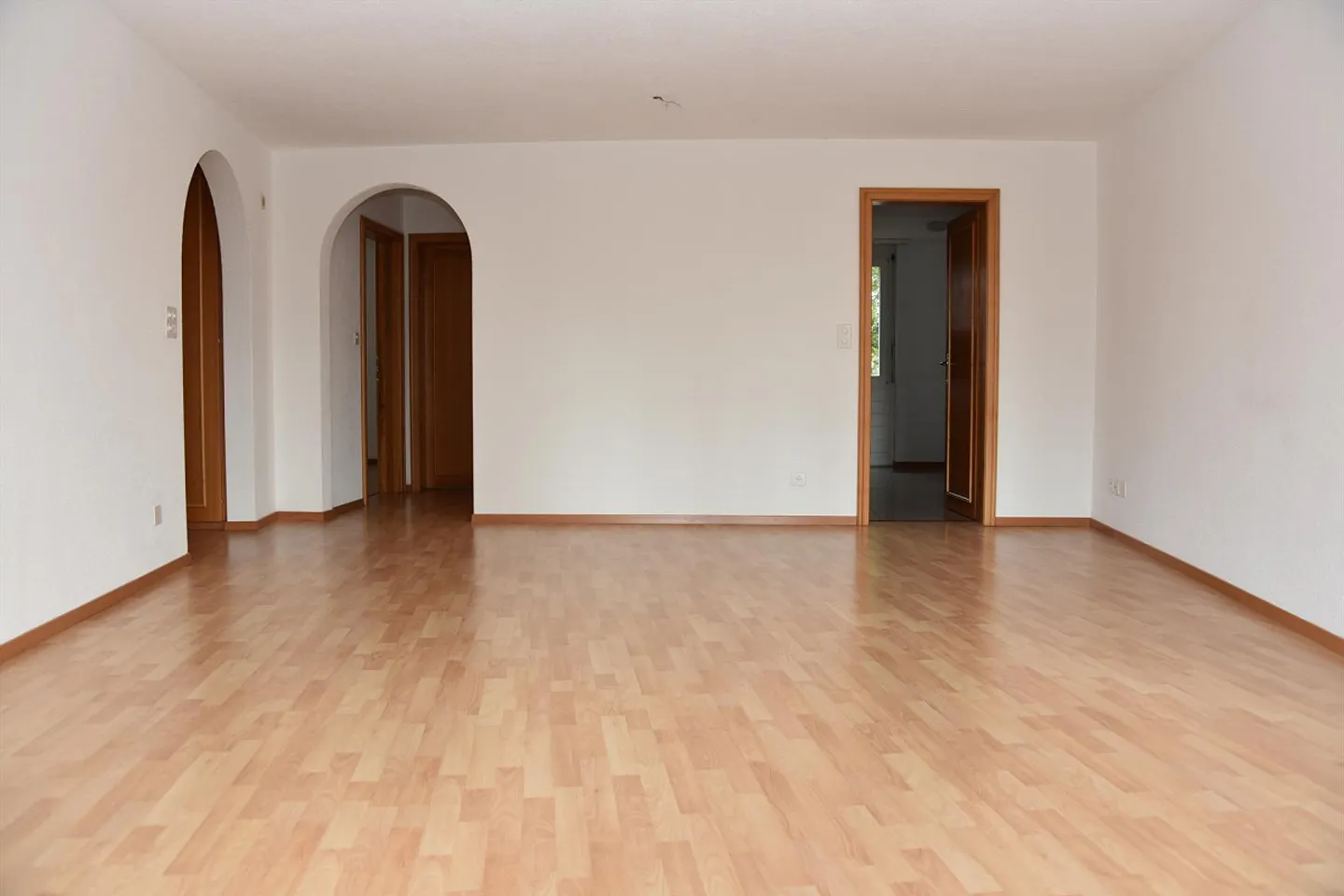 Grosszügige Wohnung mit Balkon - Foto 5 von 16