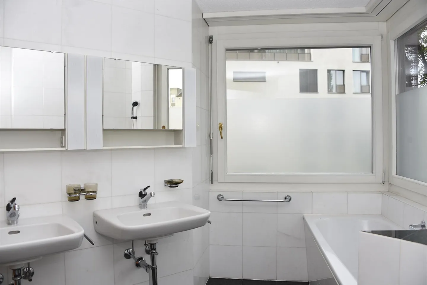 Grosszügige Wohnung mit Balkon - Foto 10 von 16