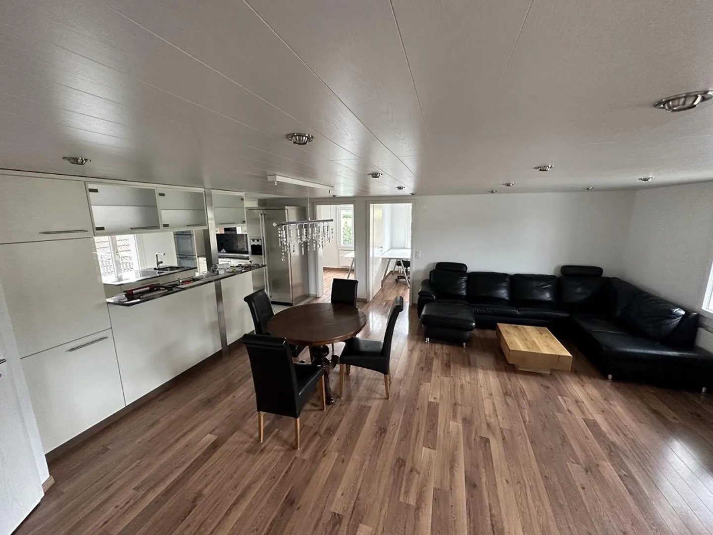 Maisonette di 7½ locali nel centro del paese di Oberrüti – ideale per le famiglie - Foto 2 di 20