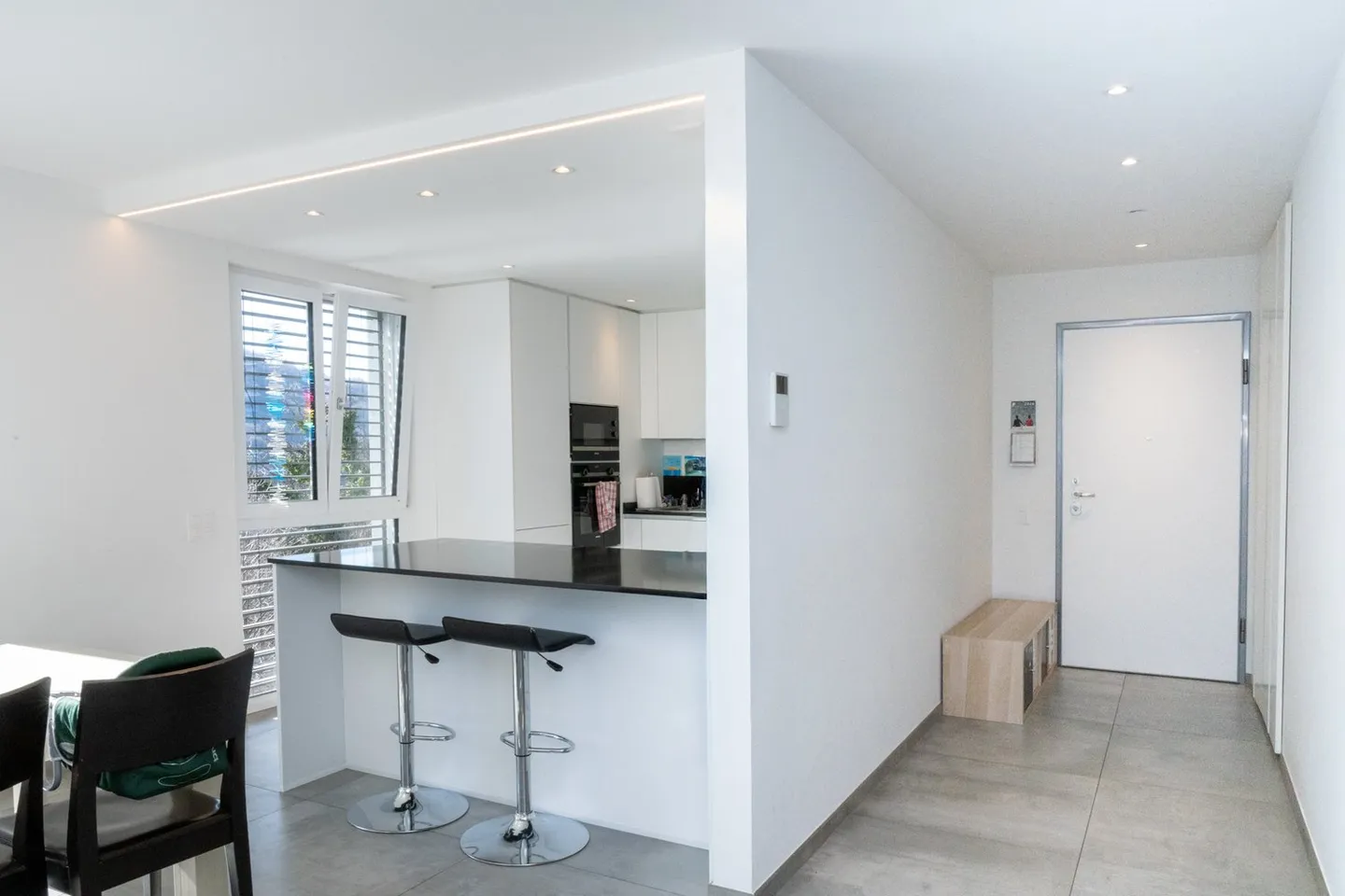 Bright 4.5-Room Apartment in Capriasca - Photo 5 of 14