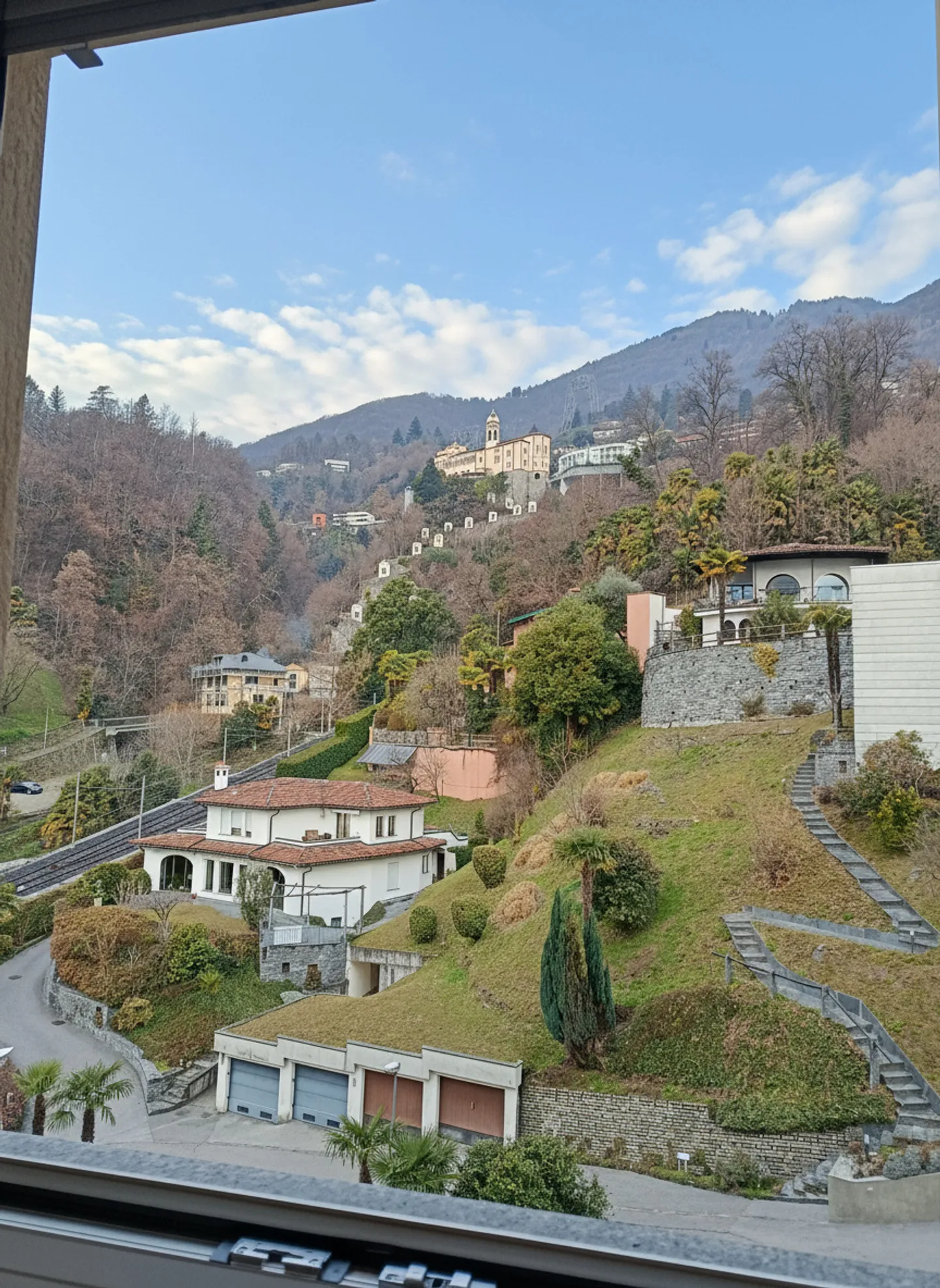 Appartement Charmant avec Vue sur le Lac - Photo 6 sur 26