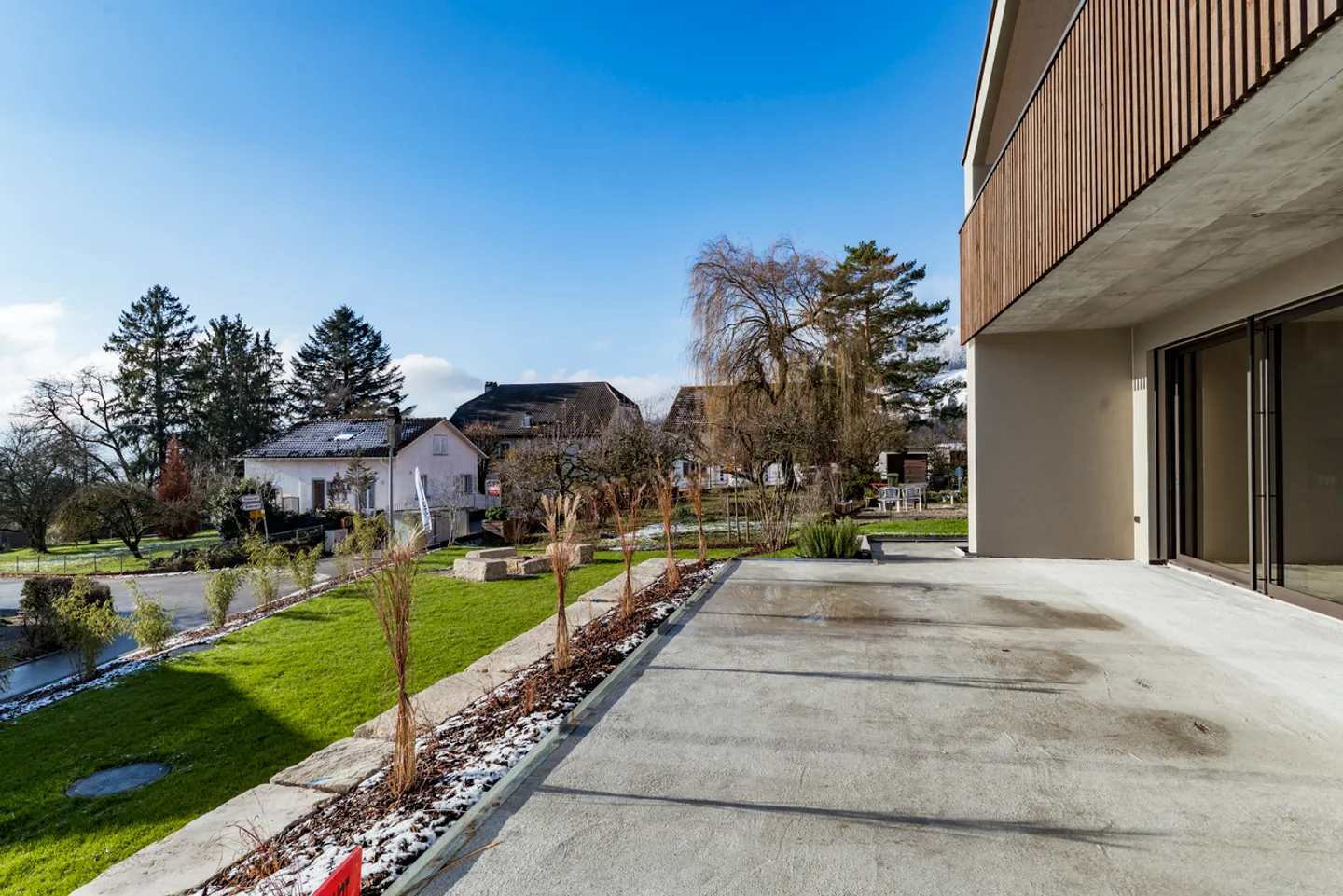 Elégance absolue et cadre bucolique pour cette villa neuve - Photo 15 sur 16