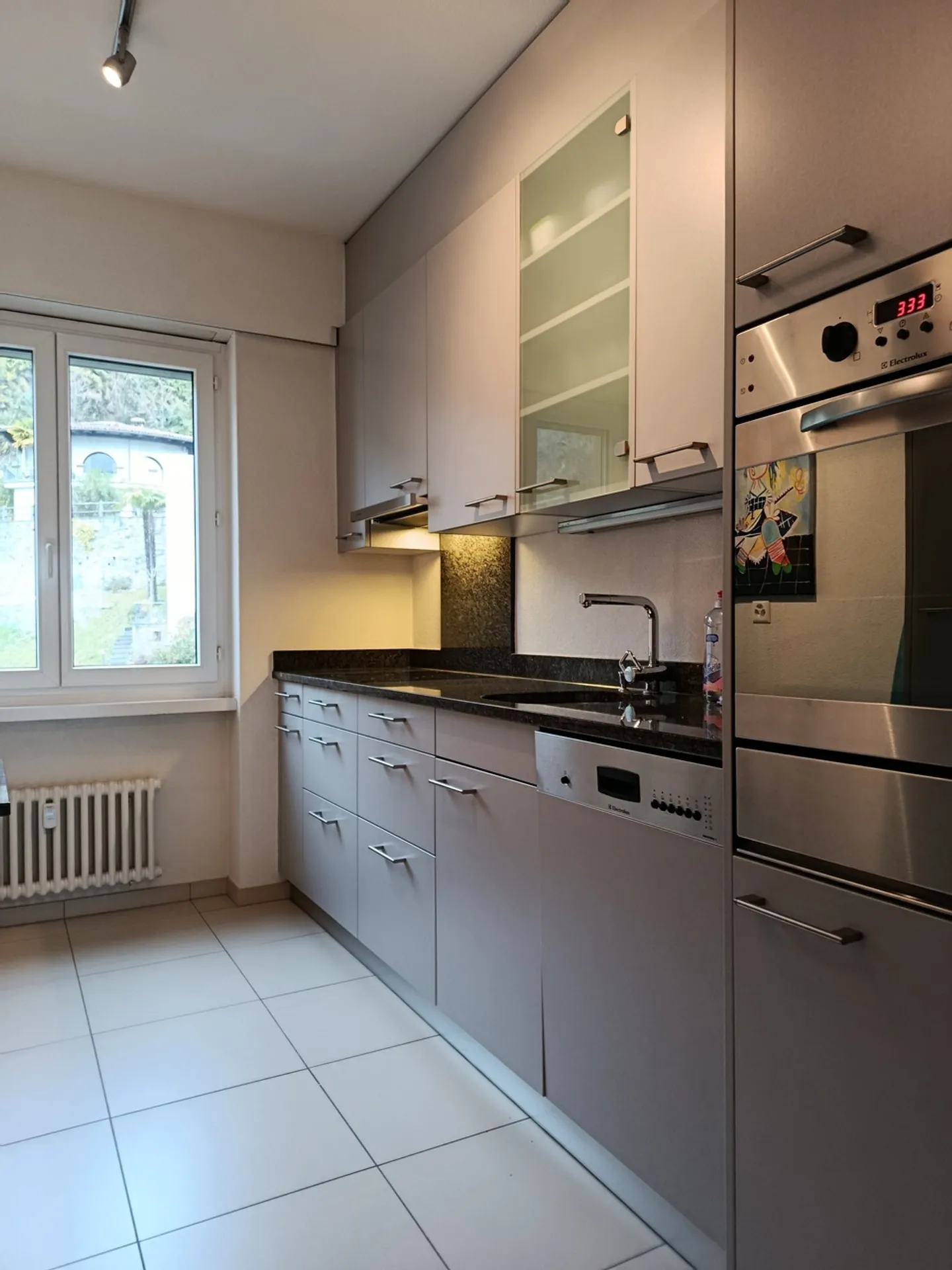 Appartement Charmant avec Vue sur le Lac - Photo 9 sur 26