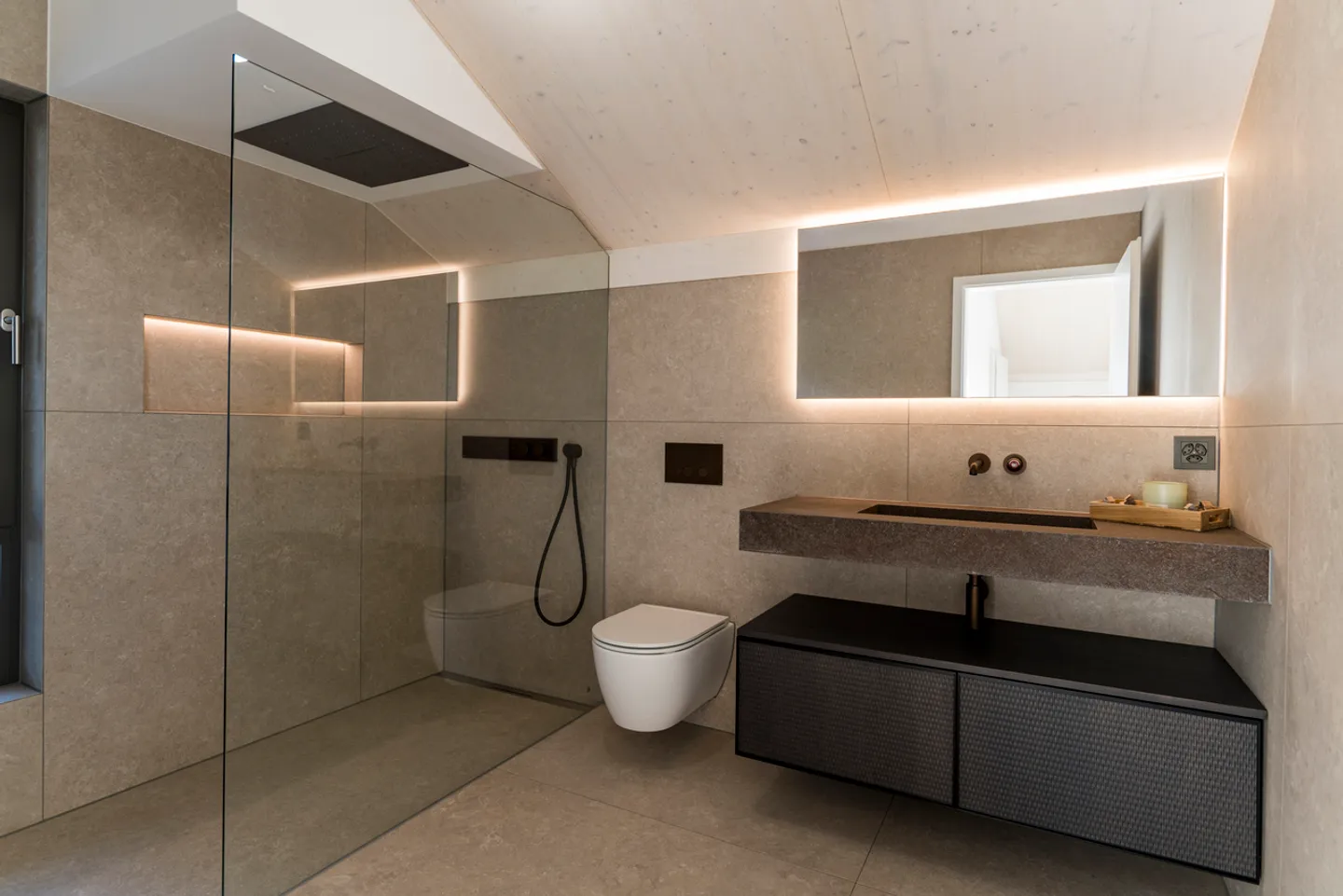 Elégance absolue et cadre bucolique pour cette villa neuve - Photo 9 sur 16