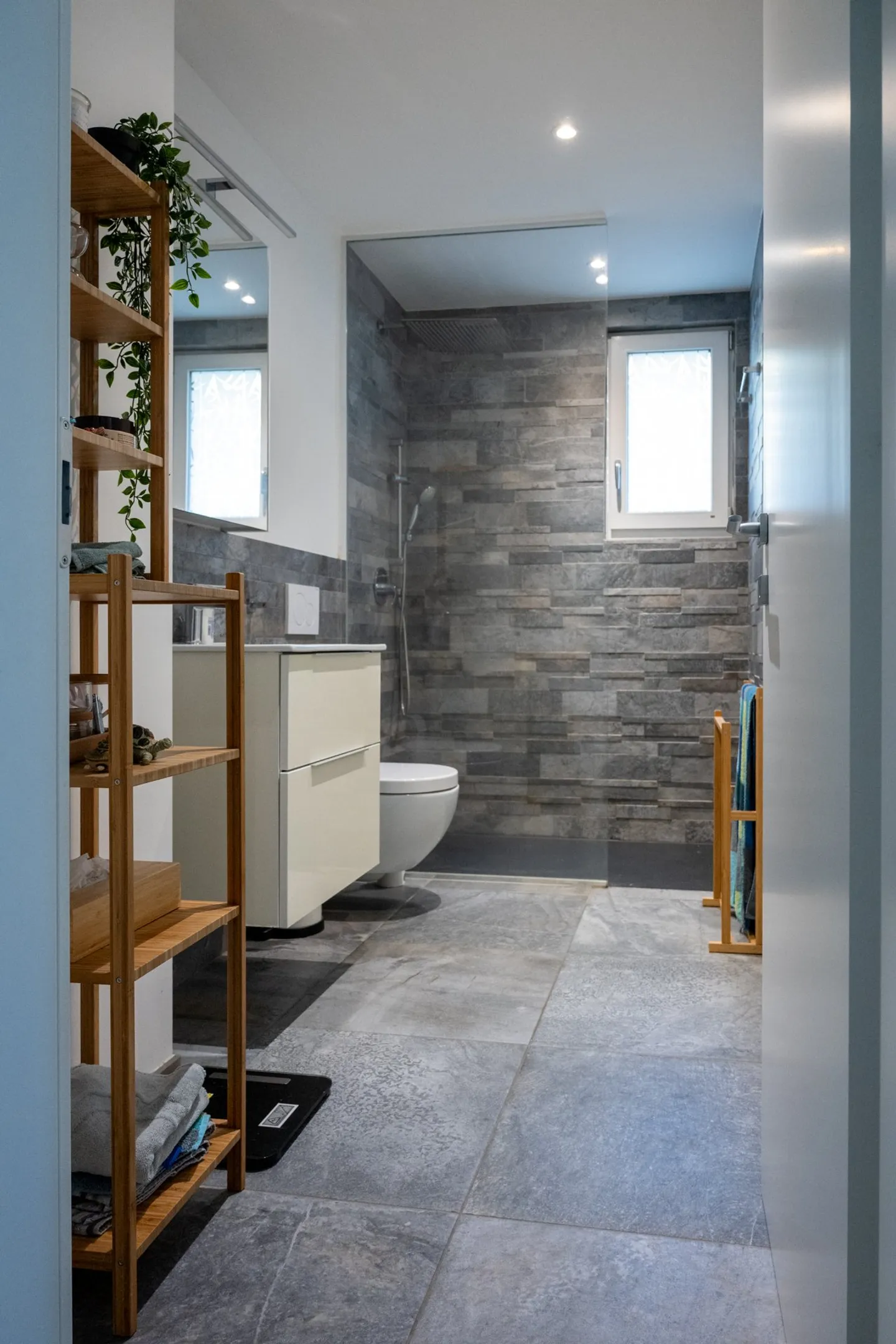 Bright 4.5-Room Apartment in Capriasca - Photo 12 of 14