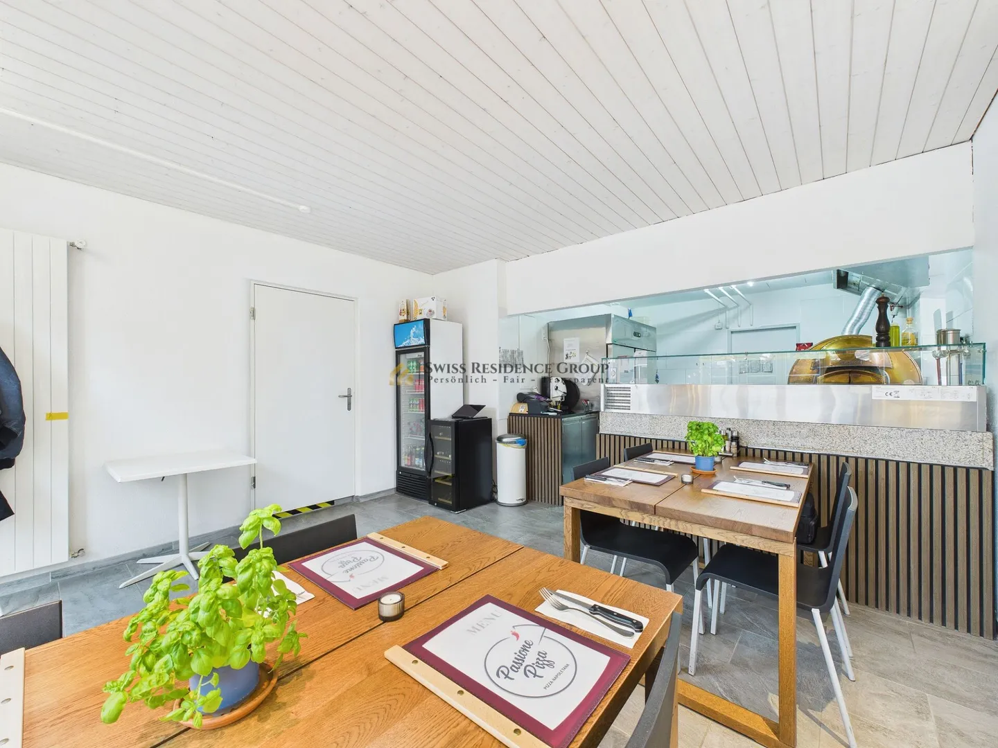 Ready-to-go Pizzeria with everything included - Photo 3 of 8