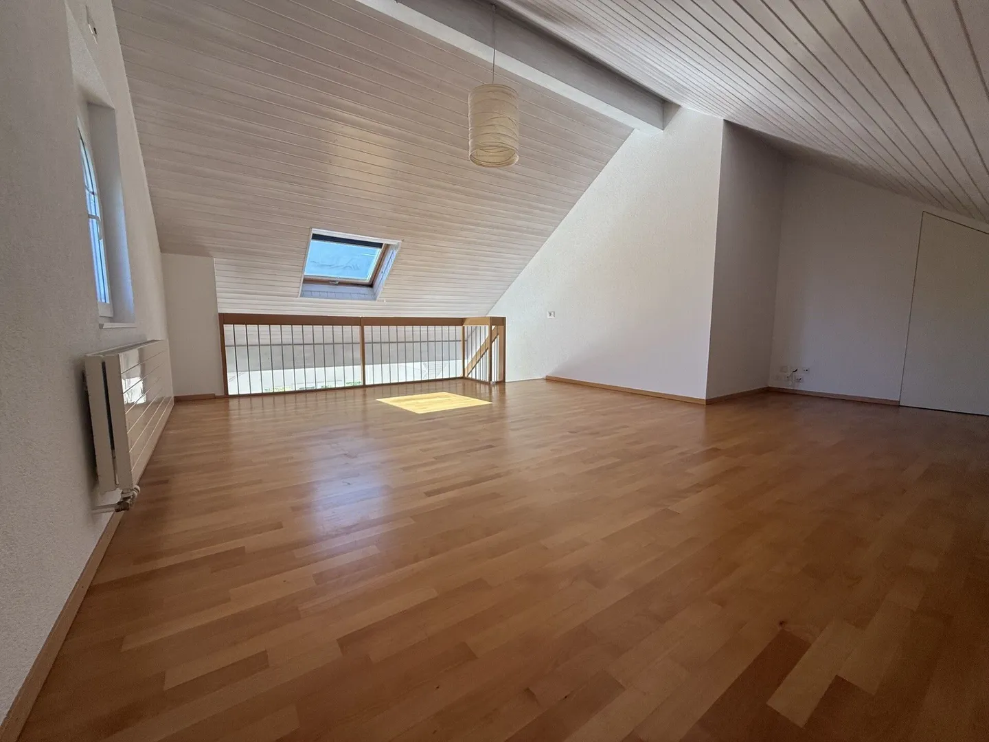 Appartamento all'Ultimo Piano con Vista Alpina - Foto 5 di 11