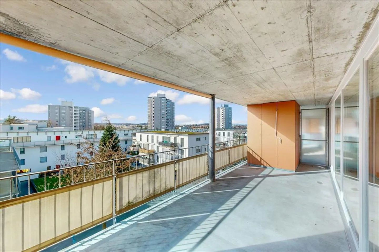 Bella appartamento con grande balcone - Foto 8 di 8