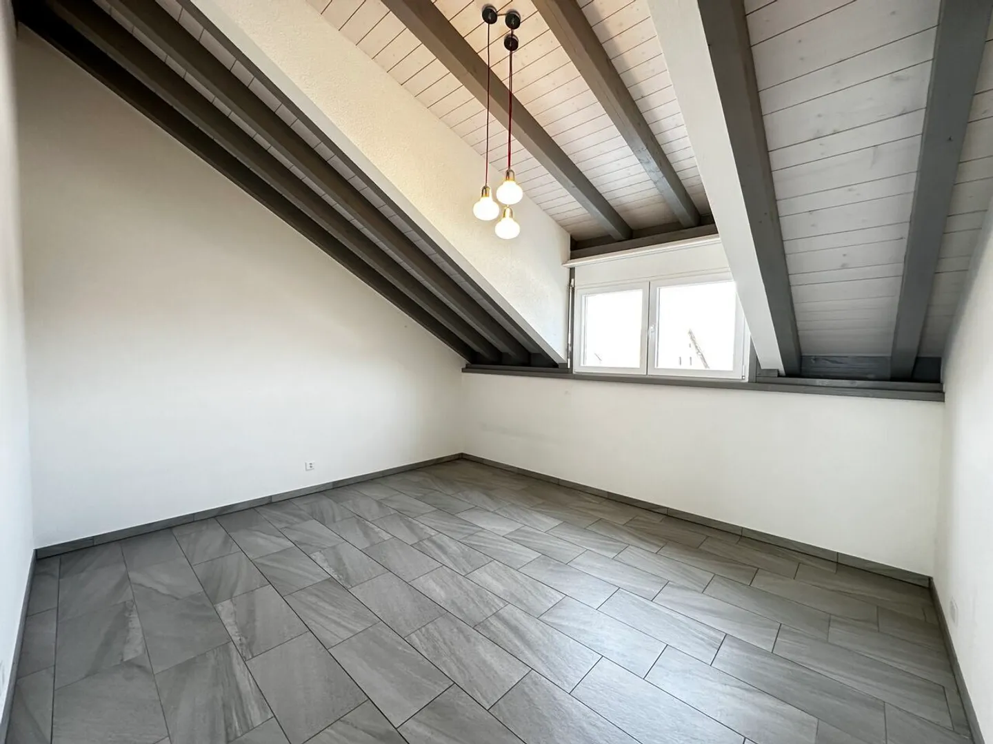 Apartment for rent - Photo 7 of 13