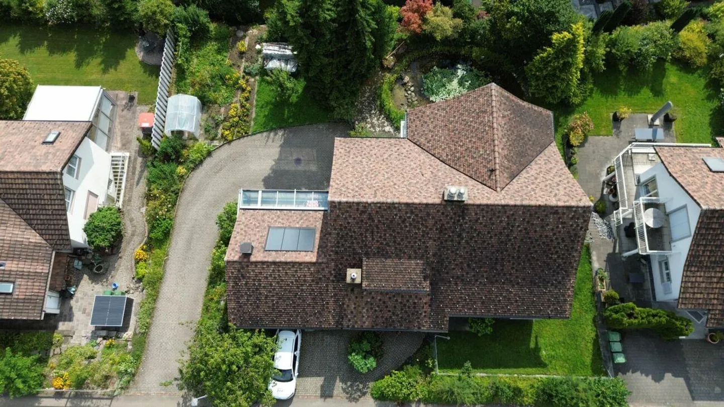 Well-maintained detached single-family house with plenty of space, a workshop, therapy or office rooms - Photo 15 of 15