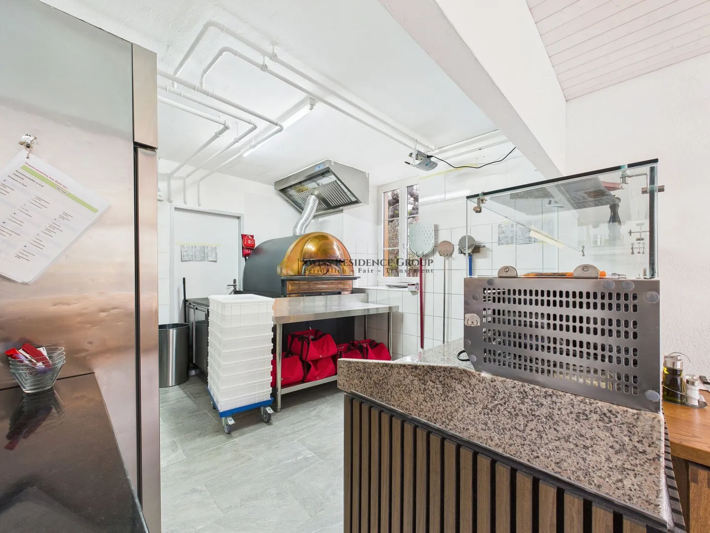 Ready-to-go Pizzeria with everything included - Photo 6 of 8