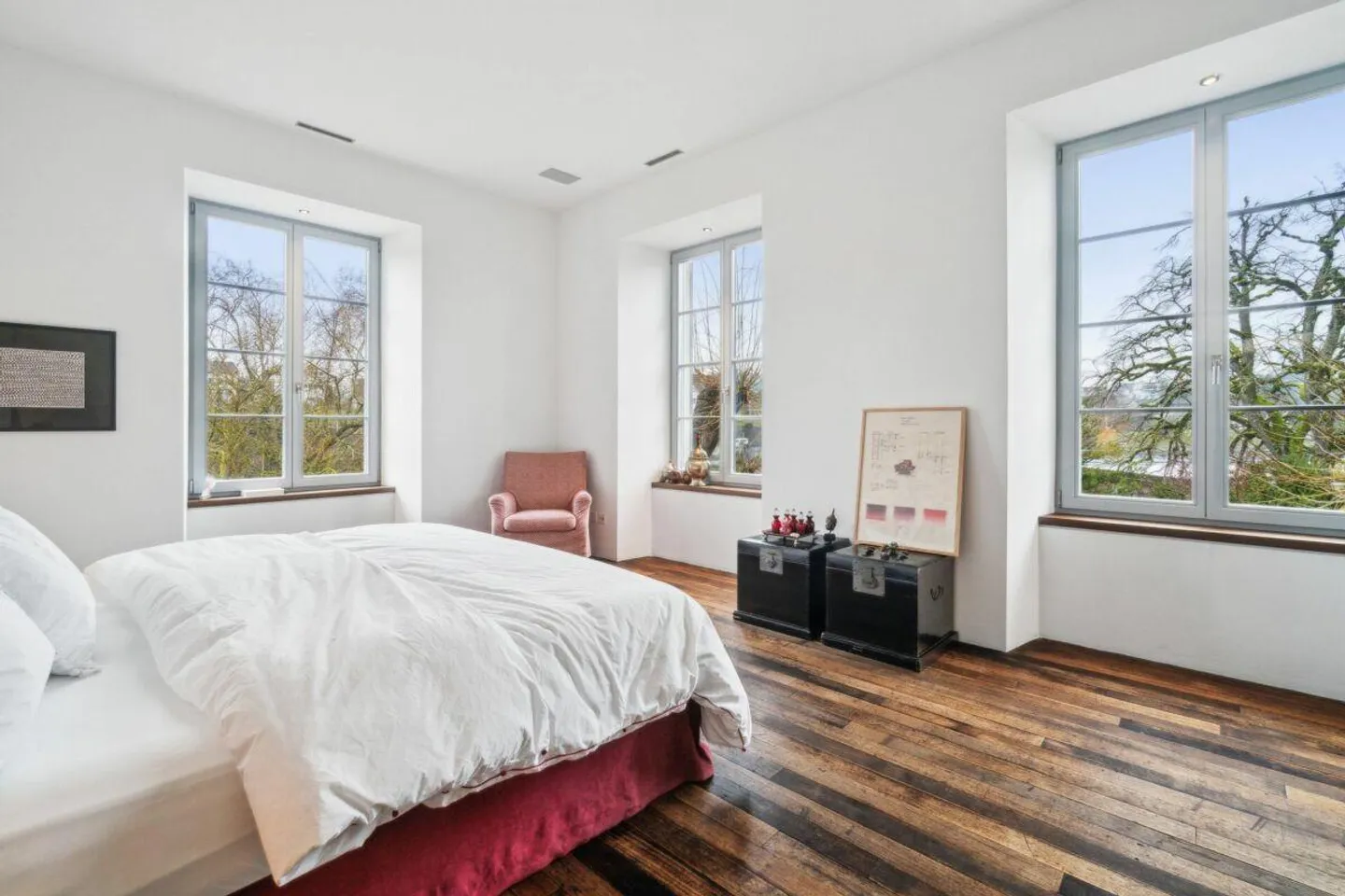 Factory Villa with Private Island on the Reuss - Photo 4 of 12