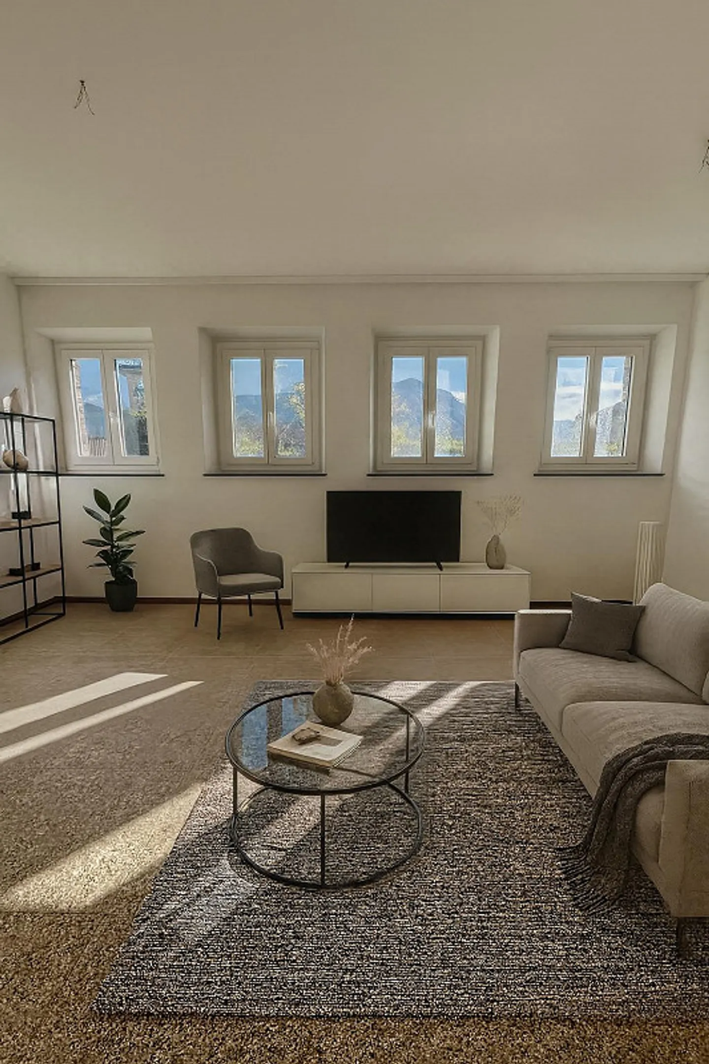 3.5 locali di 85mq appena ristrutturato - Foto 9 di 9