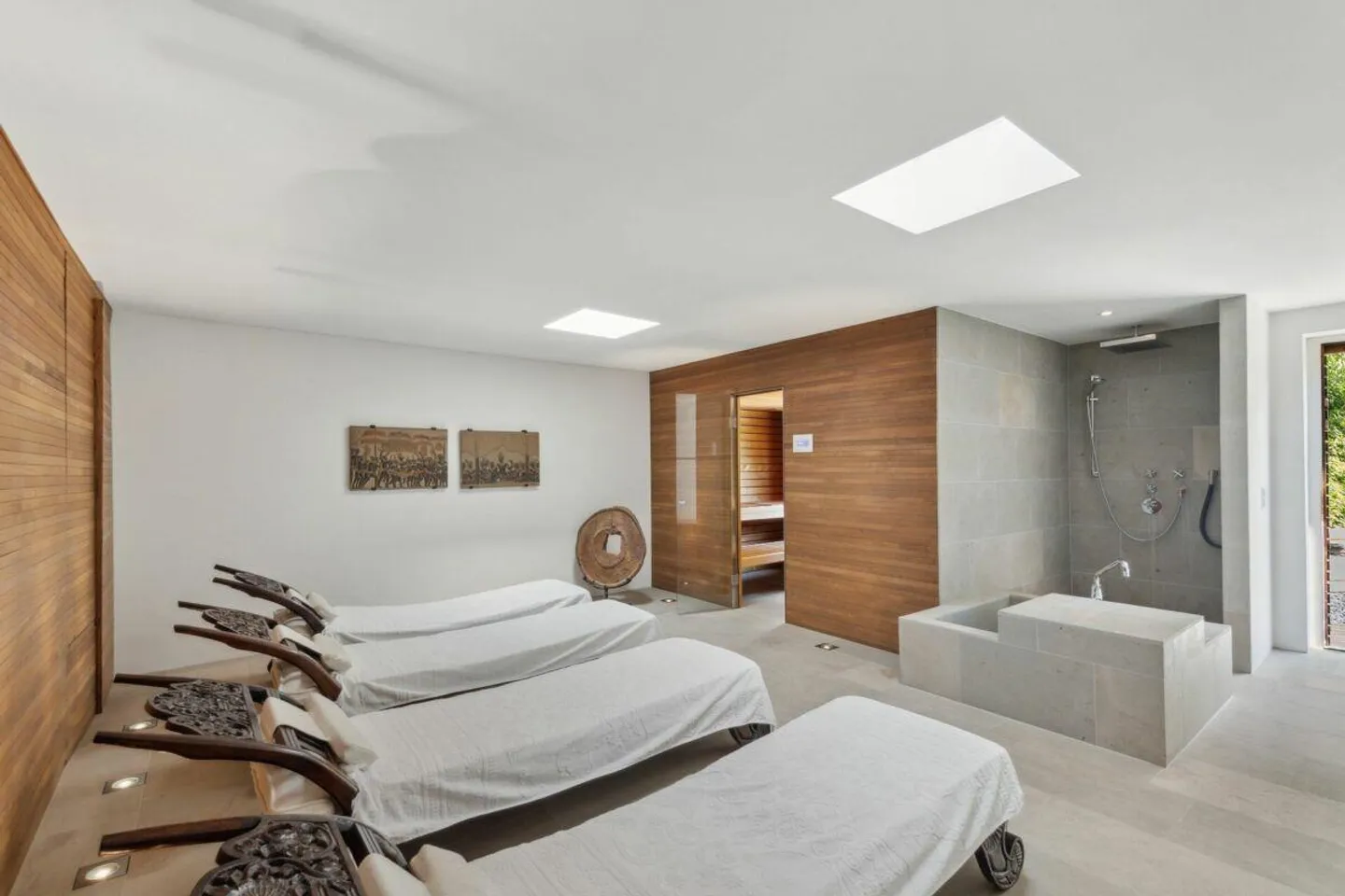 Factory Villa with Private Island on the Reuss - Photo 11 of 12