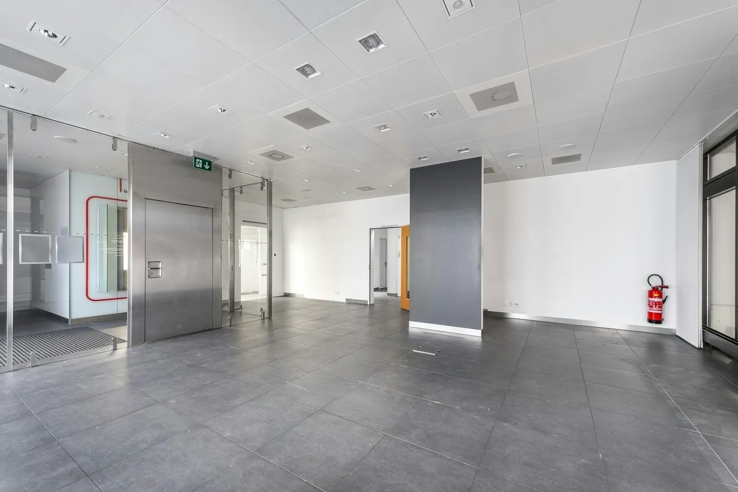 Il tuo spazio commerciale di circa 154 m² nel cuore di Stedtli! - Foto 6 di 11