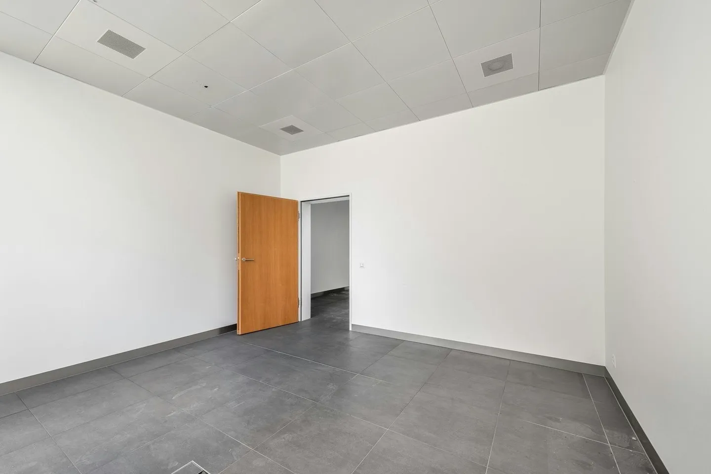 Il tuo spazio commerciale di circa 154 m² nel cuore di Stedtli! - Foto 9 di 11