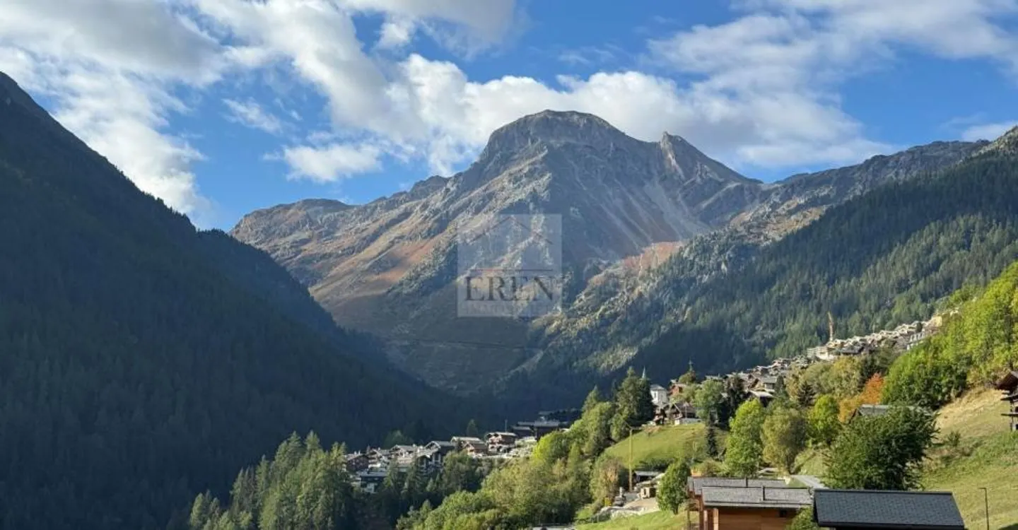 Superb building plot with mountain view and sunshine in Grimentz - Photo 4 of 7