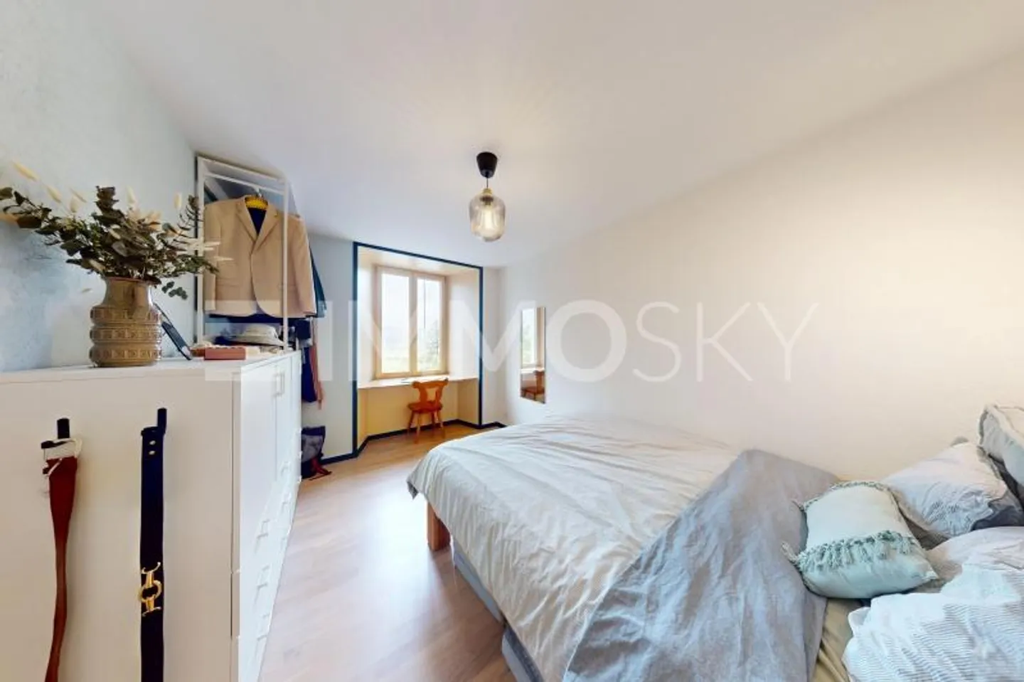 Spacious and Modern 2.5 Room Apartment - Photo 5 of 6