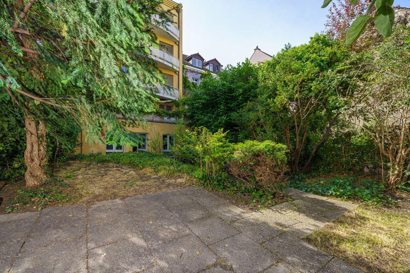 Superbe appartement avec jardin idyllique dans un quartier résidentiel prisé à Bâle - Photo 12 sur 13