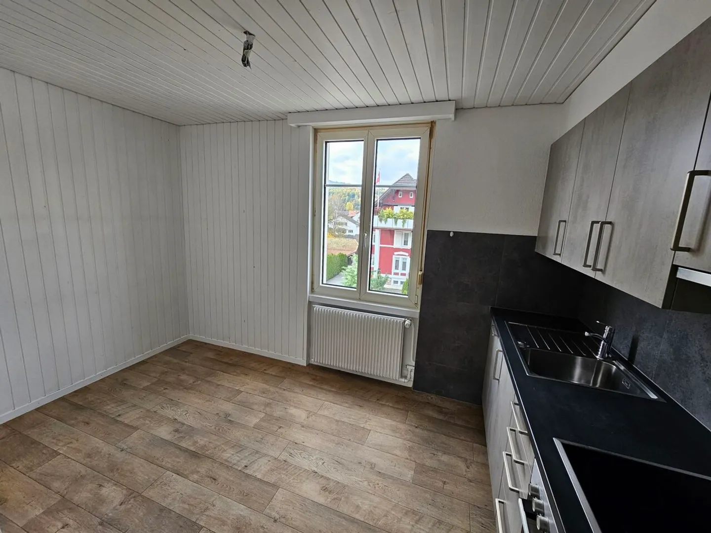 3.5 Room Apartment - Photo 3 of 6