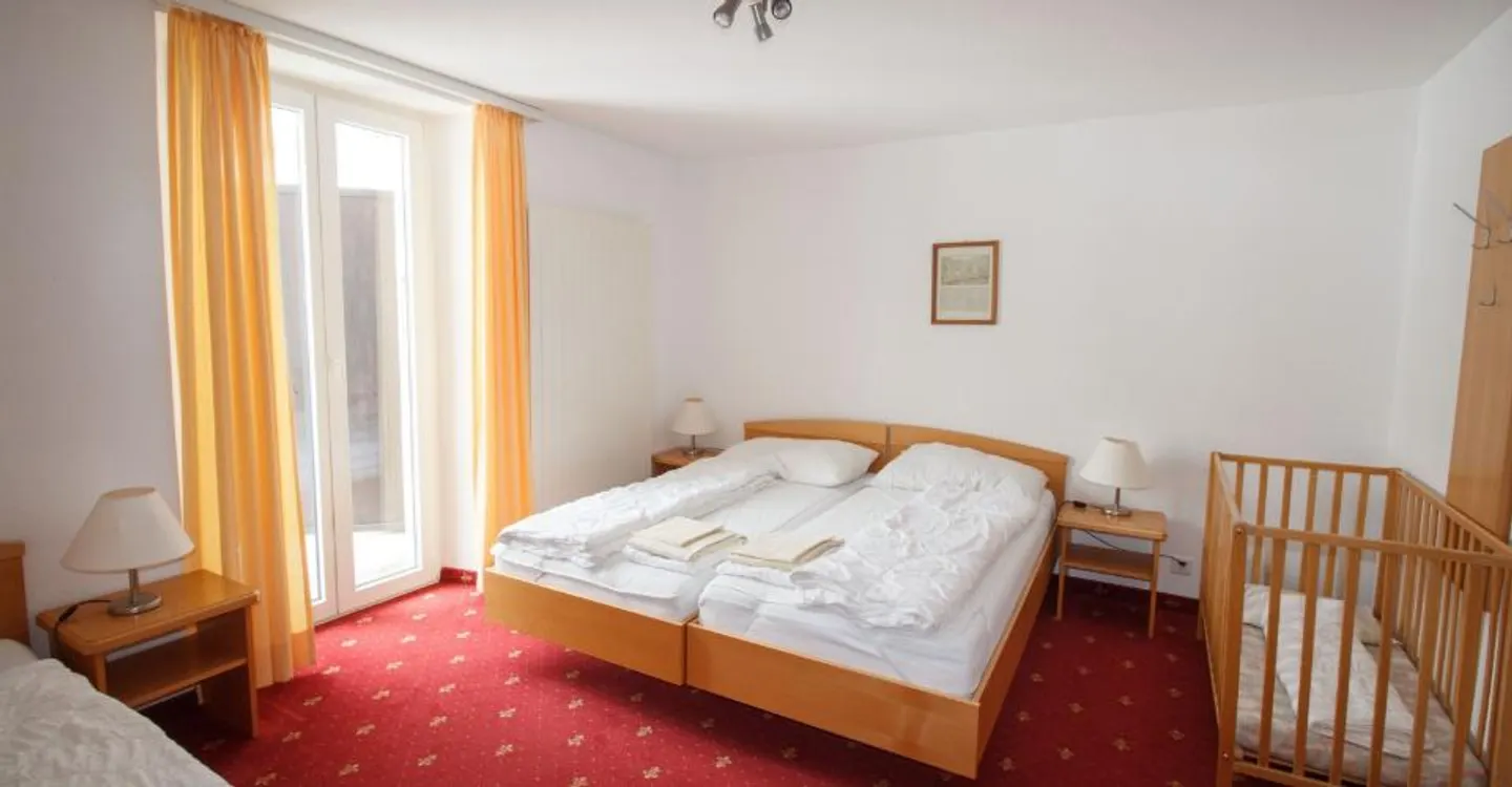 Apartment 4.5-13, high-quality 4.5-room apartment in the center with balcony and great view - Photo 7 of 10