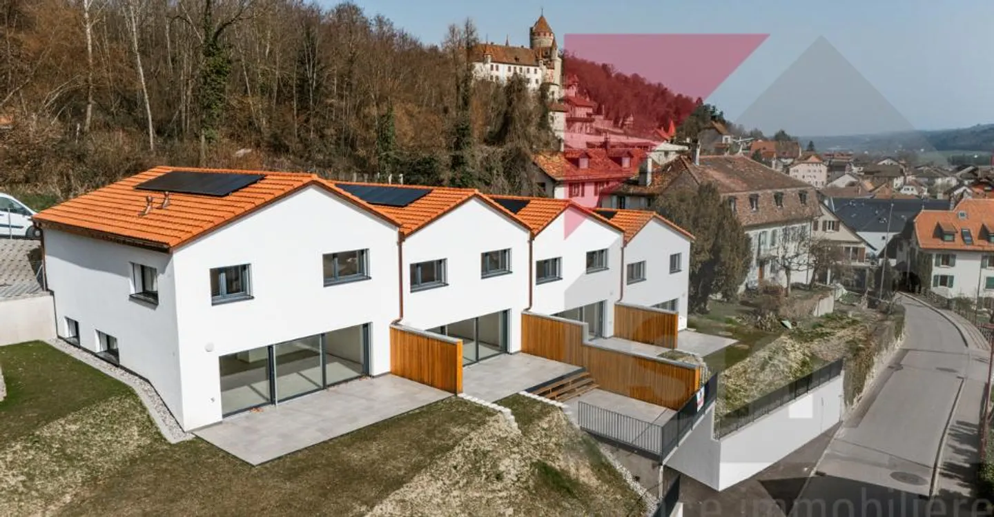 Geräumige 5-Zimmer-Villa mit harmonischen Oberflächen - Foto 2 von 13