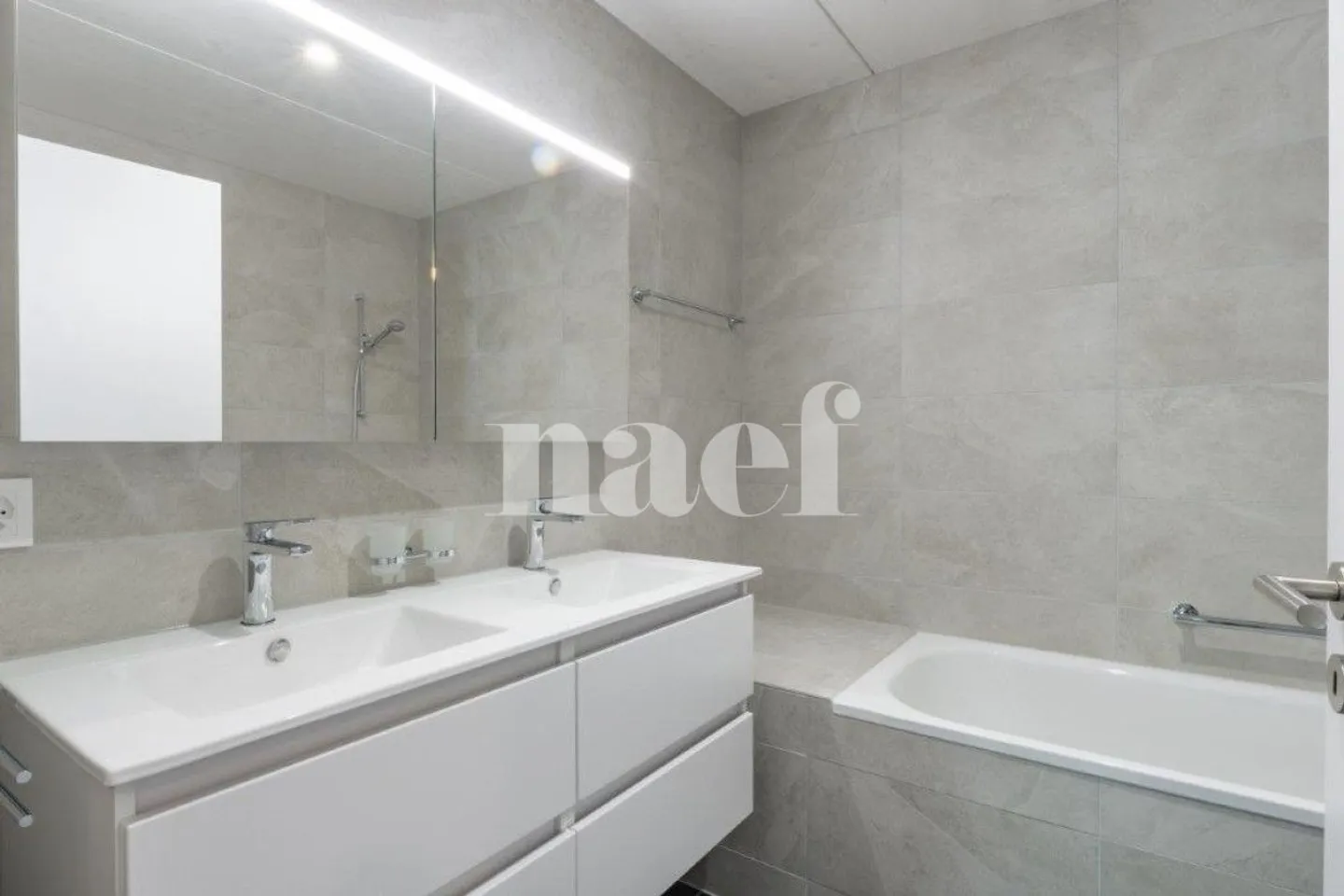 Appartement 4.5 pièces - Photo 9 sur 12