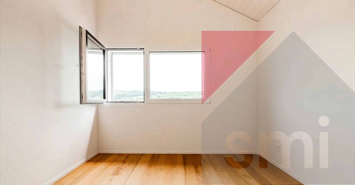 Geräumige 5-Zimmer-Villa mit harmonischen Oberflächen - Foto 8 von 13