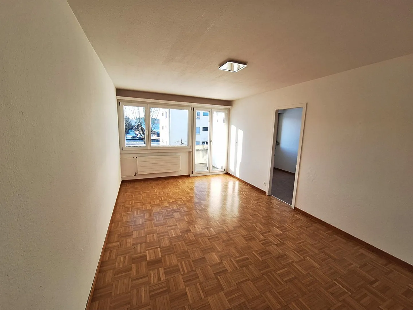 Appartement 2.5 pièces confortable dans un endroit calme à Huttwil - Photo 1 sur 7