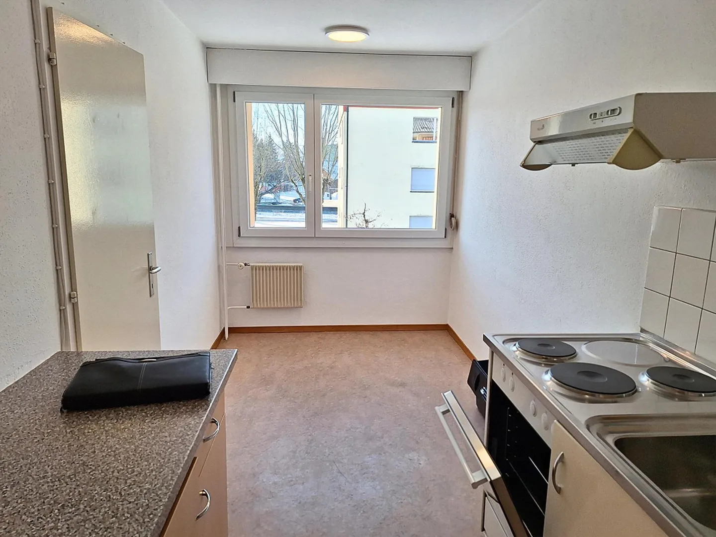 Appartement 2.5 pièces confortable dans un endroit calme à Huttwil - Photo 5 sur 7