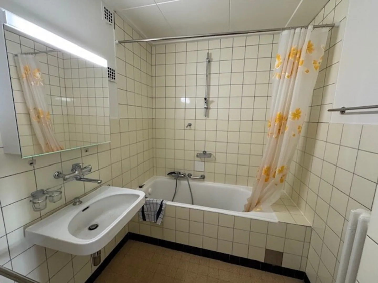 Appartamento in affitto - Foto 6 di 7