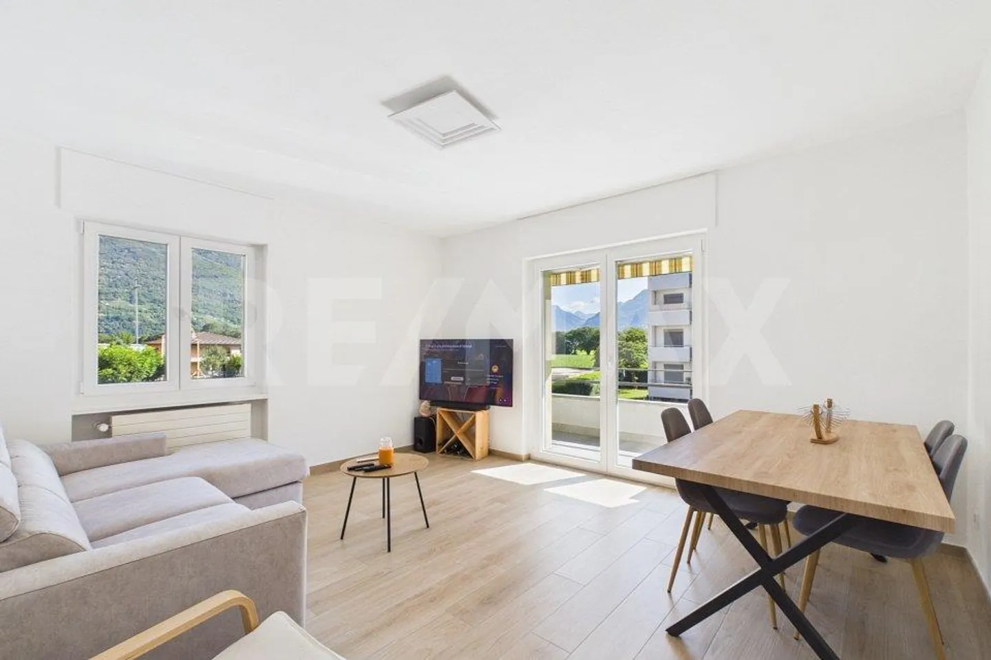 3 ½ Zimmer Wohnung - komplett renoviert - Foto 1 von 13