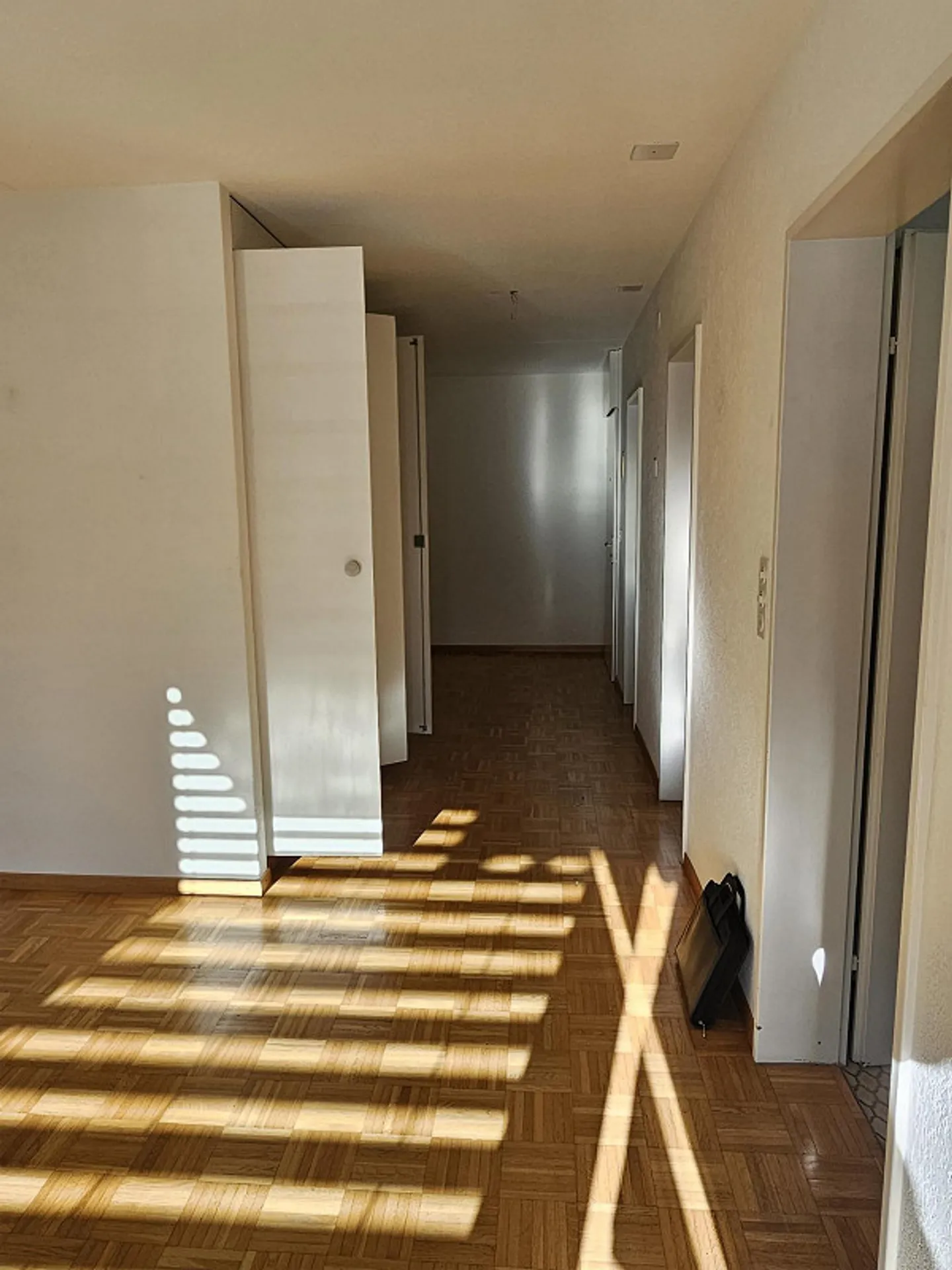 Appartement lumineux de 3,5 pièces au centre - Photo 3 sur 8