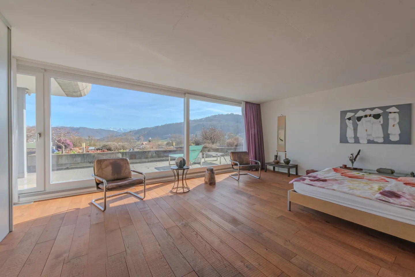 LARGE REAL ESTATE - Exclusive 5.5-room terrace house with a panorama of the Aare Valley and the Bernese Alps - Photo 8 of 13