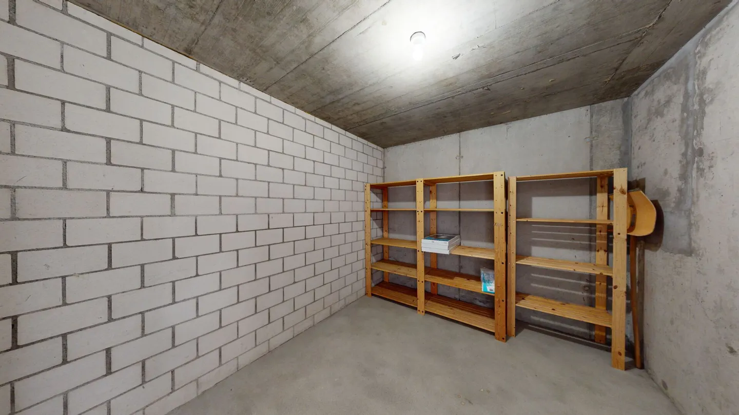 Living in a prestigious location, with a wide view and large terrace - Photo 17 of 18