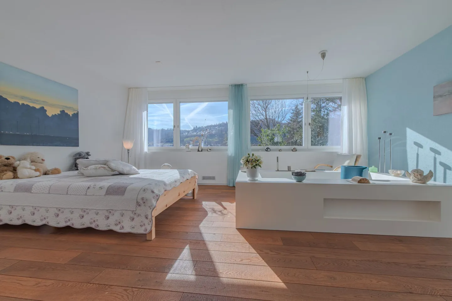 LARGE REAL ESTATE - Exclusive 5.5-room terrace house with a panorama of the Aare Valley and the Bernese Alps - Photo 10 of 13