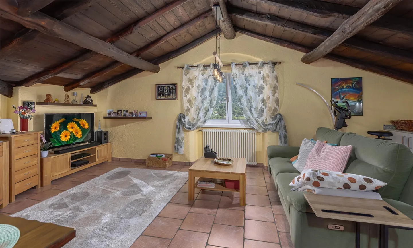 Three-room apartment furnished with panoramic view in Lugano - Photo 3 of 9