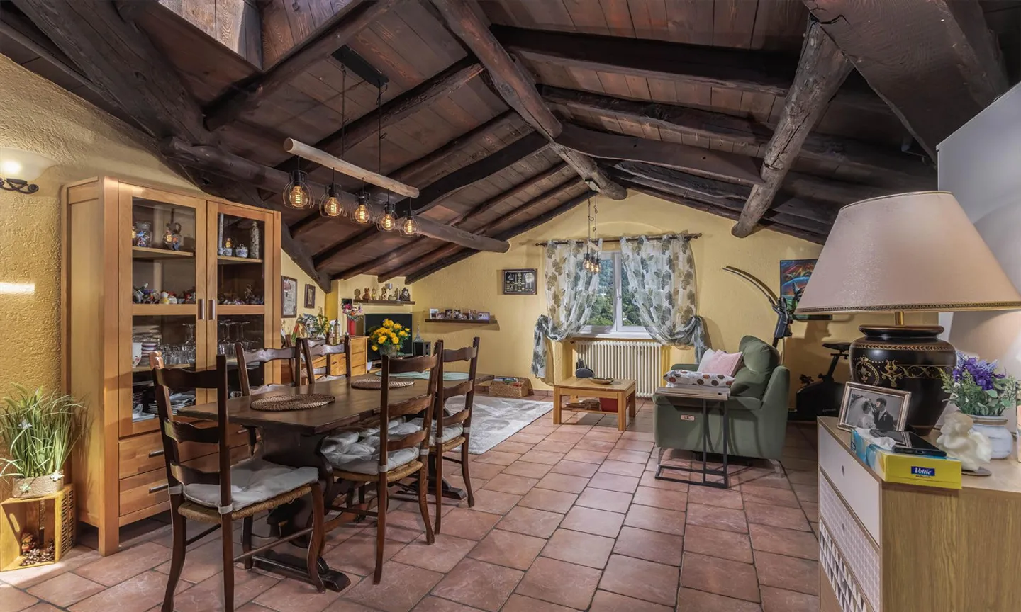 Three-room apartment furnished with panoramic view in Lugano - Photo 1 of 9