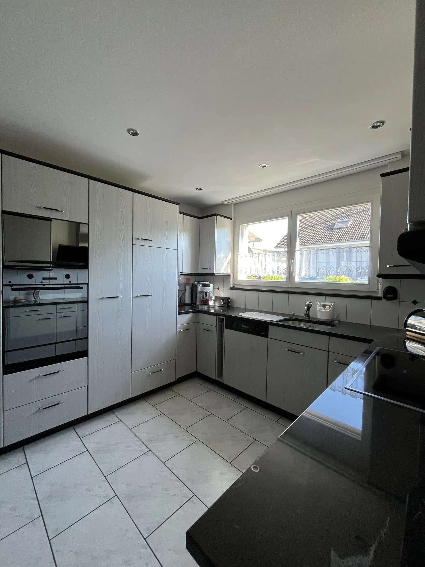 Your Living Happiness in Nebikon with a View of the Green - Photo 5 of 16