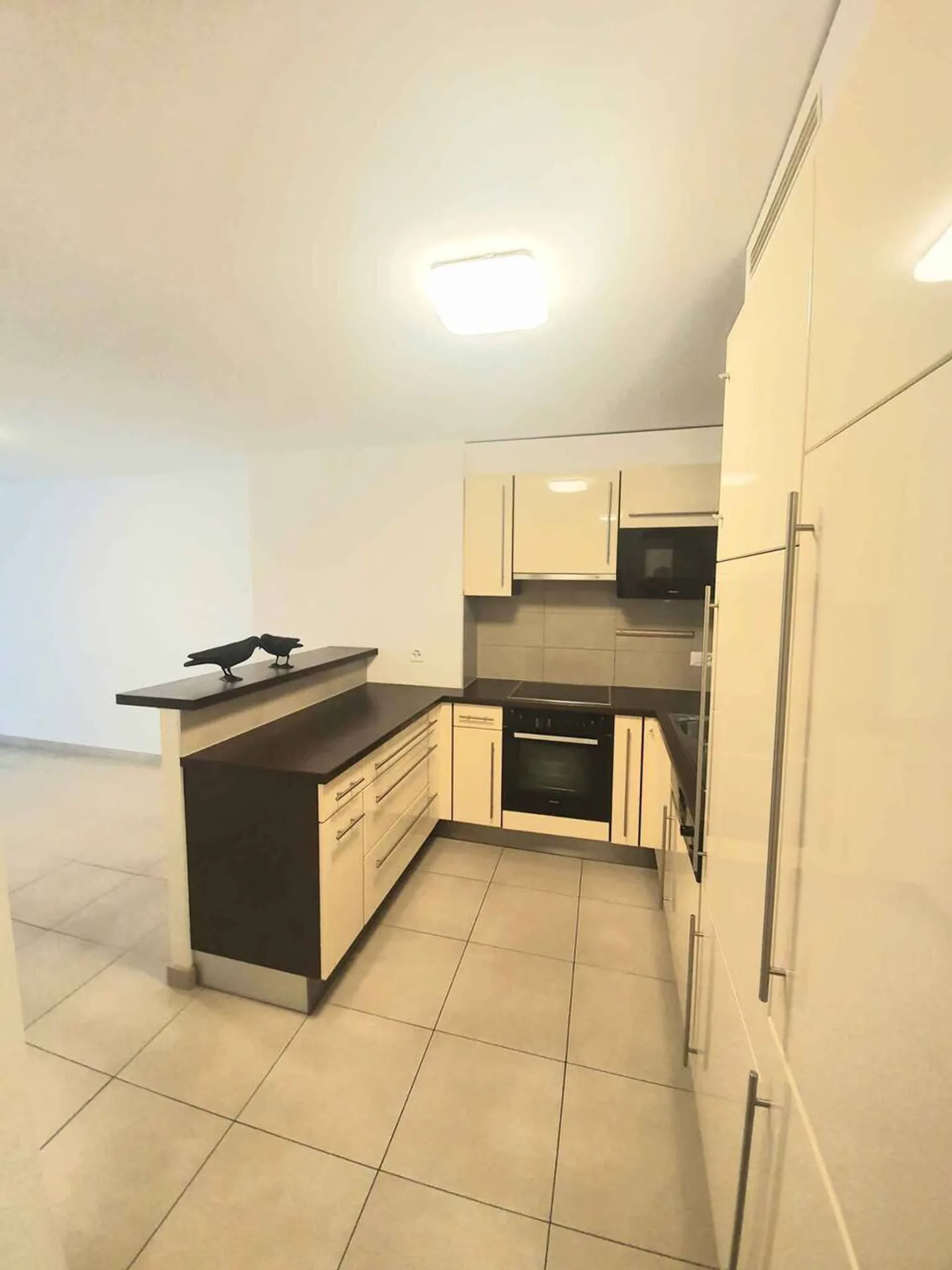 Charming Duplex Apartment - Photo 3 of 11