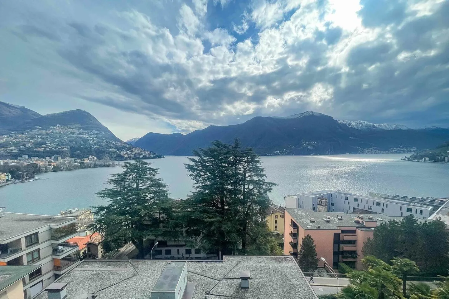 3,5 locali con vista lago mozzafiato a Lugano - Foto 9 di 9