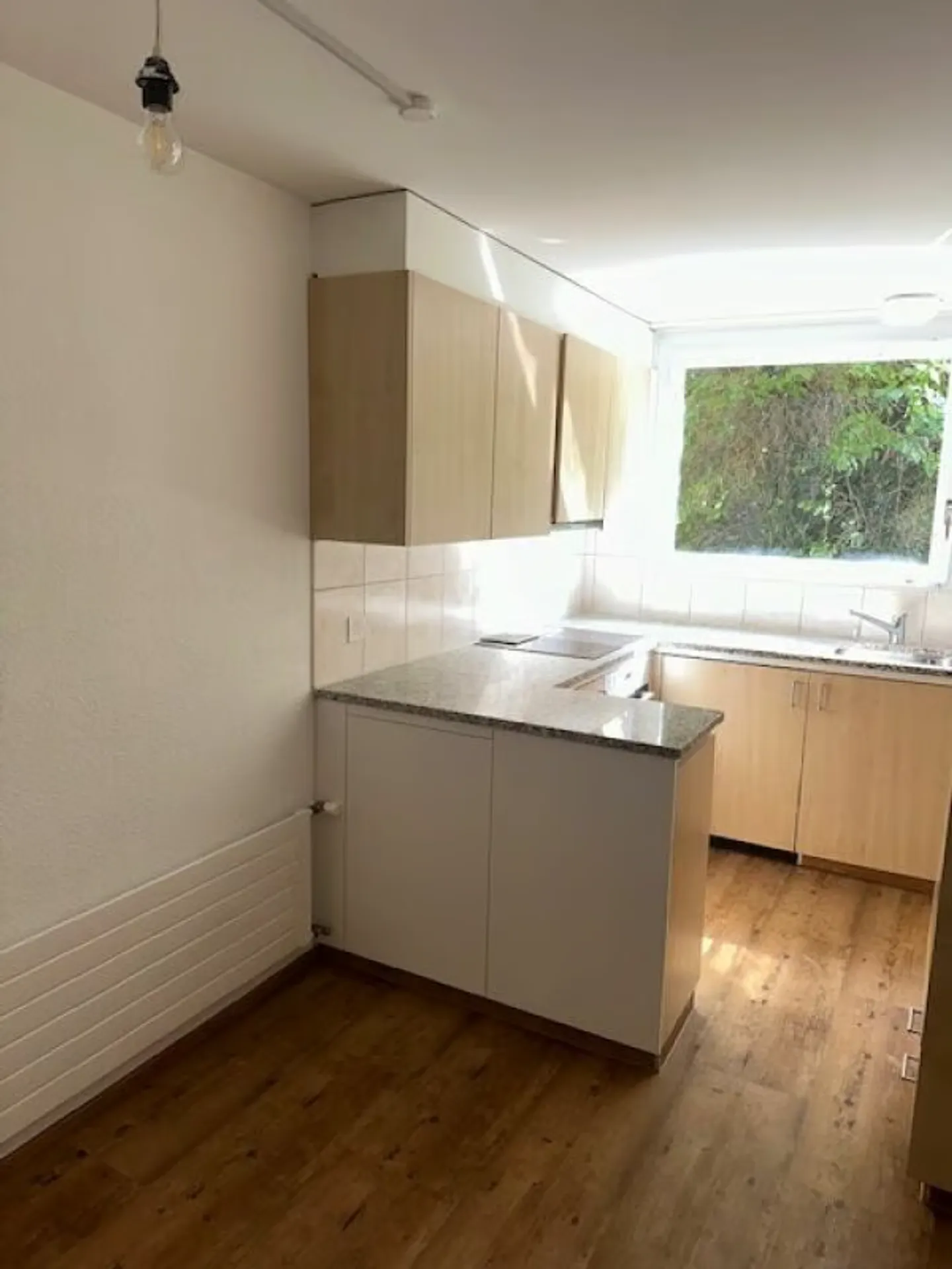 Helle 3-Zimmer-Wohnung mit Balkon - Foto 4 von 14
