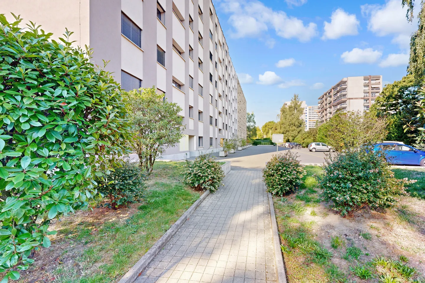 Zu vermieten Parkplatz innen - Foto 3 von 3